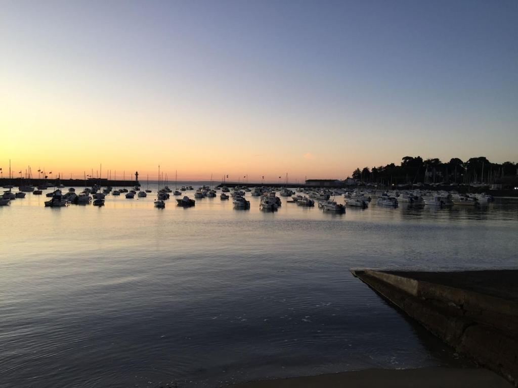 Spacieuse Maison Typique Pour 10 Personnes Vue Mer Plage A 10 Minutes A Pied- Ideale Pour Des Vacances Ou Un Weekend En Famille Ou Entre Amis エターブル エクステリア 写真