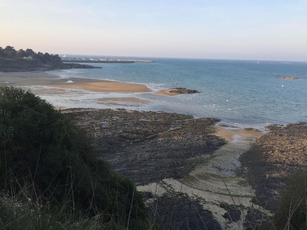 Spacieuse Maison Typique Pour 10 Personnes Vue Mer Plage A 10 Minutes A Pied- Ideale Pour Des Vacances Ou Un Weekend En Famille Ou Entre Amis エターブル エクステリア 写真