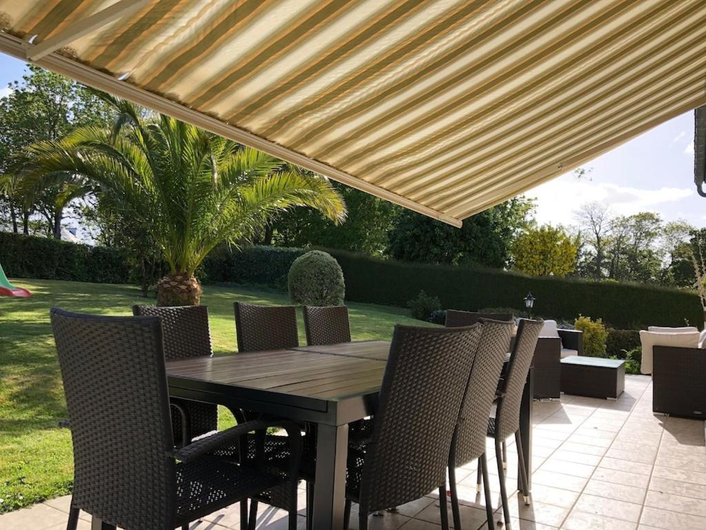 Spacieuse Maison Typique Pour 10 Personnes Vue Mer Plage A 10 Minutes A Pied- Ideale Pour Des Vacances Ou Un Weekend En Famille Ou Entre Amis エターブル エクステリア 写真